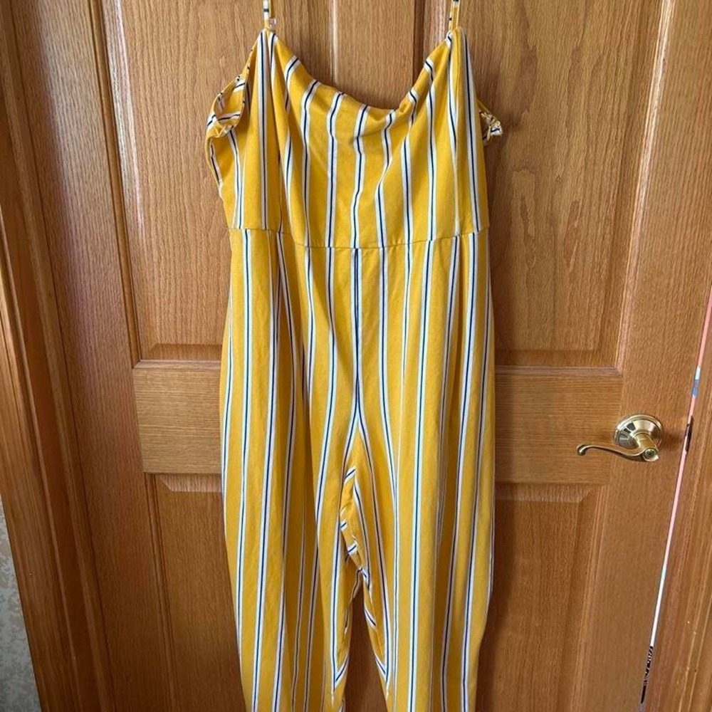 Tommy Hilfiger Yellow Capri jumpsuit with white and black vertical stripes XXL